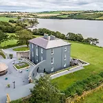 Ballywilliam House Kinsale,sleeps 32 Guests, 8 Mins To Town, 14 Night Minimum