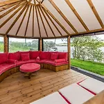 Ballywilliam House Kinsale,sleeps 32 Guests, 8 Mins To Town, 14 Night Minimum * Kinsale