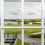 Ballywilliam House Kinsale,sleeps 32 Guests, 8 Mins To Town, 14 Night Minimum * Kinsale