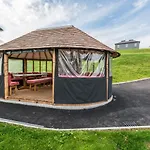 Ballywilliam House Kinsale,sleeps 32 Guests, 8 Mins To Town, 14 Night Minimum *