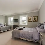 Nyaraló Ballywilliam House Kinsale,sleeps 32 Guests, 8 Mins To Town, 14 Night Minimum Kinsale