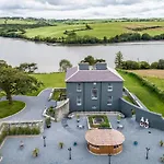 Ballywilliam House Kinsale,sleeps 32 Guests, 8 Mins To Town, 14 Night Minimum Nyaraló *