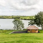 Ballywilliam House Kinsale,sleeps 32 Guests, 8 Mins To Town, 14 Night Minimum * Kinsale