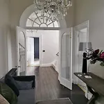 Ballywilliam House Kinsale,sleeps 32 Guests, 8 Mins To Town, 14 Night Minimum * Kinsale
