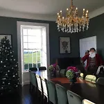 Nyaraló Ballywilliam House Kinsale,sleeps 32 Guests, 8 Mins To Town, 14 Night Minimum Kinsale