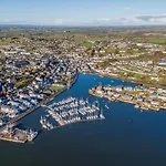 Ballywilliam House Kinsale,sleeps 32 Guests, 8 Mins To Town, 14 Night Minimum * Kinsale