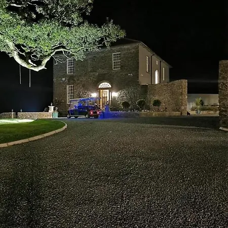 بيت للعطل Ballywilliam House Kinsale,sleeps 32 Guests, 8 Mins To Town Hosted By Exquisite Homes