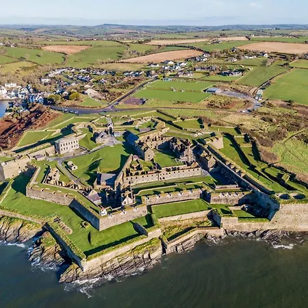 بيت للعطل Ballywilliam House Kinsale,sleeps 32 Guests, 8 Mins To Town Hosted By Exquisite Homes