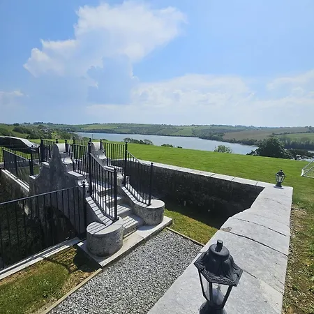 Ballywilliam House Kinsale,sleeps 32 Guests, 6 Bathrooms , 8 Minutes Drive To Town *