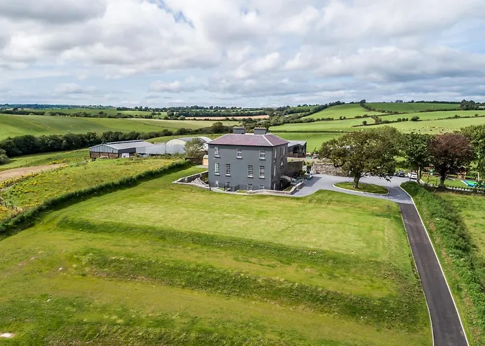 Ballywilliam House Kinsale,sleeps 32 Guests, 8 Mins To Town, 14 Night Minimum Σπίτι διακοπών