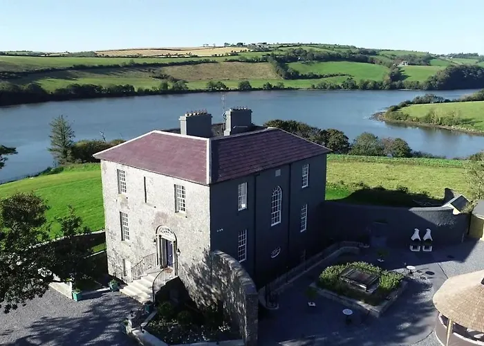 Ballywilliam House Kinsale,sleeps 32 Guests, 8 Mins To Town, 14 Night Minimum Σπίτι διακοπών Κινσέιλ