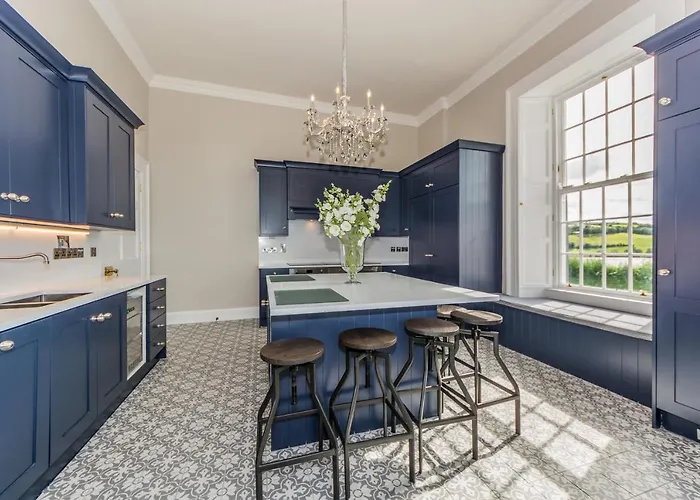 Ballywilliam House Kinsale,sleeps 32 Guests, 8 Mins To Town, 14 Night Minimum Σπίτι διακοπών *