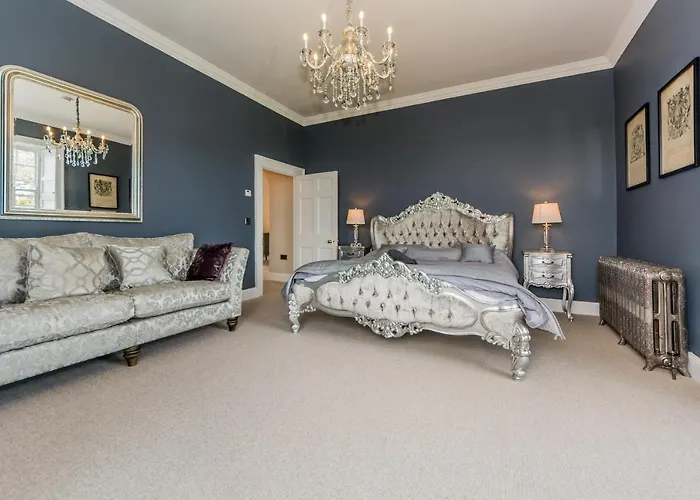 Ballywilliam House Kinsale,sleeps 32 Guests, 8 Mins To Town, 14 Night Minimum Σπίτι διακοπών