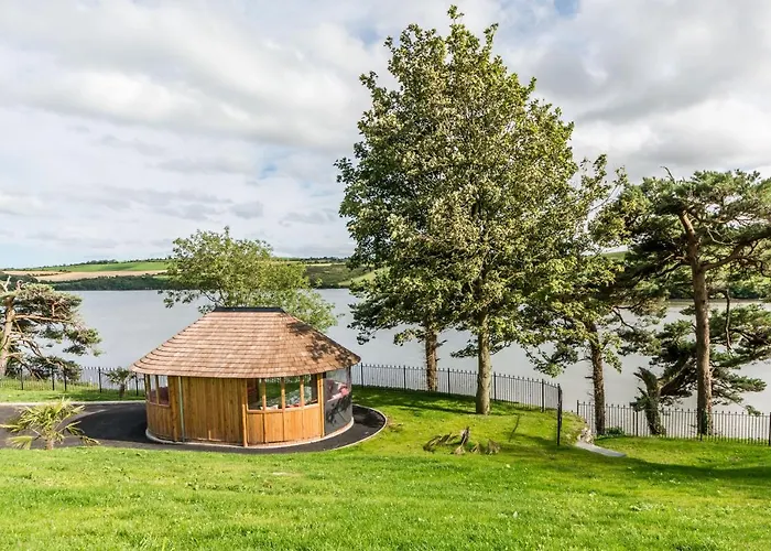 Σπίτι διακοπών Ballywilliam House Kinsale,sleeps 32 Guests, 8 Mins To Town, 14 Night Minimum *
