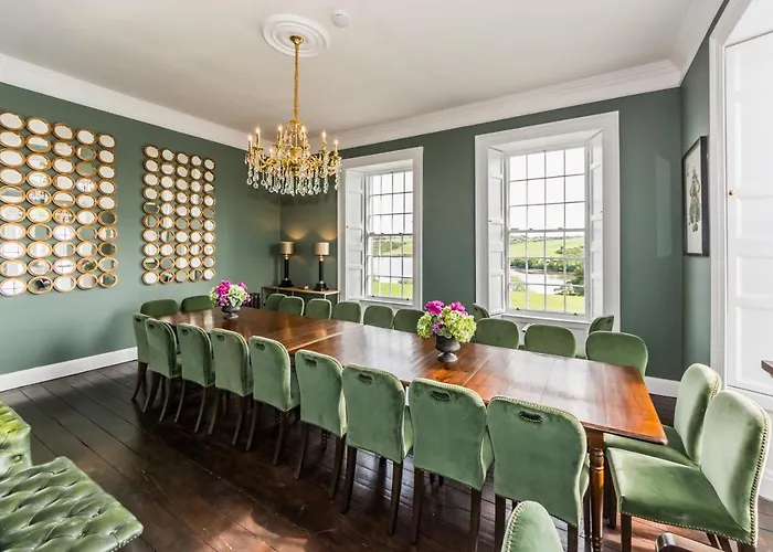Σπίτι διακοπών Ballywilliam House Kinsale,sleeps 32 Guests, 8 Mins To Town, 14 Night Minimum *