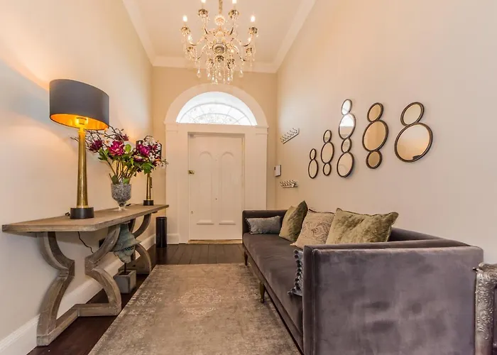 Ferienhaus Ballywilliam House Kinsale,sleeps 32 Guests, 8 Mins To Town, 14 Night Minimum *