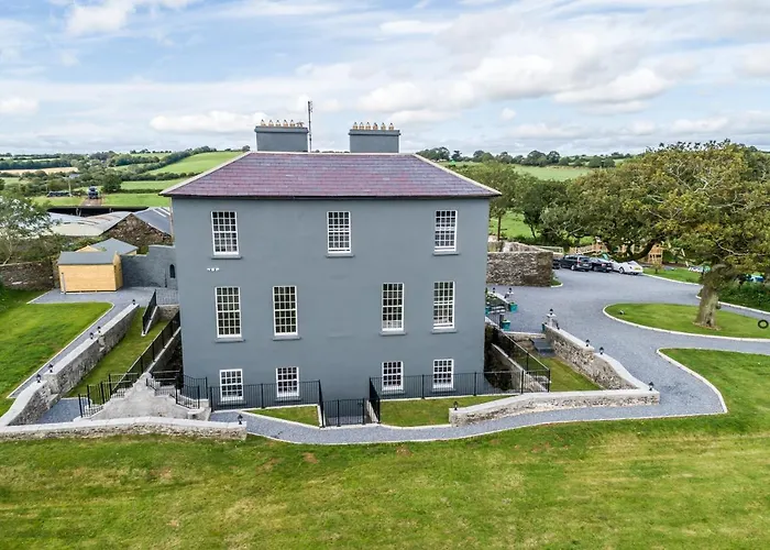 Ballywilliam House Kinsale,sleeps 32 Guests, 8 Mins To Town, 14 Night Minimum
