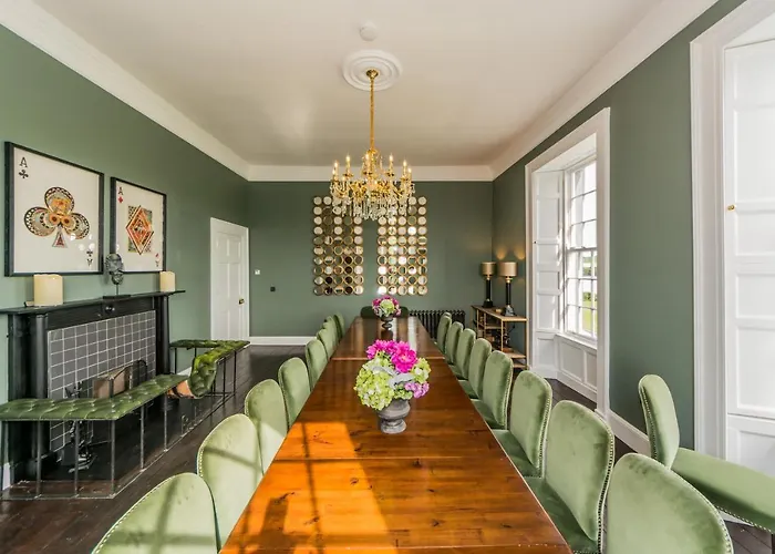 Ballywilliam House Kinsale,sleeps 32 Guests, 8 Mins To Town, 14 Night Minimum Κινσέιλ