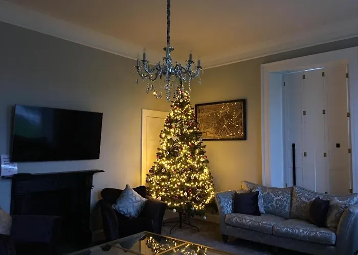 Σπίτι διακοπών Ballywilliam House Kinsale,sleeps 32 Guests, 8 Mins To Town, 14 Night Minimum